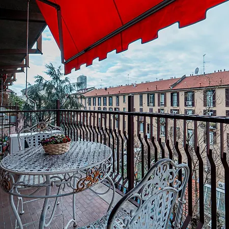 Lovelyhousebraida * Milan