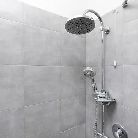 Bocconi - Naba - Student's Flat & Smart Working * מילאנו