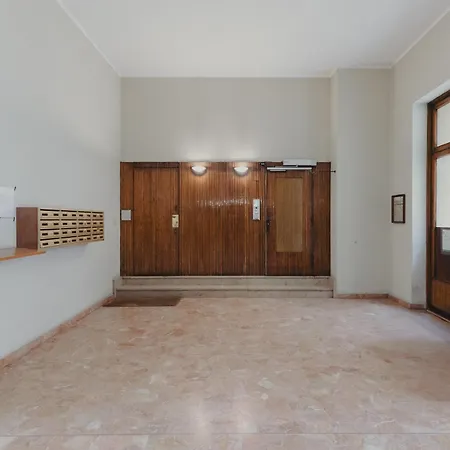 Gohost - Urban Retreat *