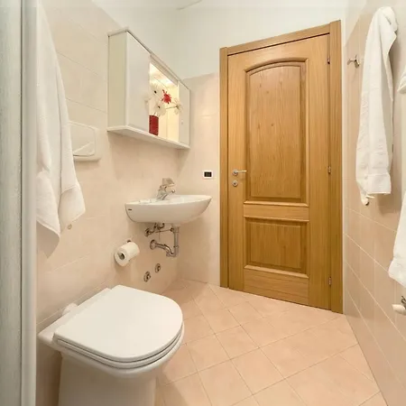 Apartment Homeby, Livigno *