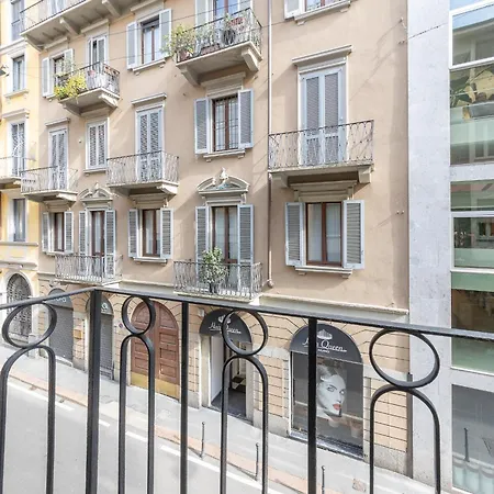 Via Cerva 7 Apartamento