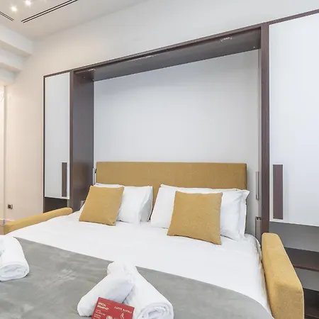 Via Cerva 7 Apartamento *