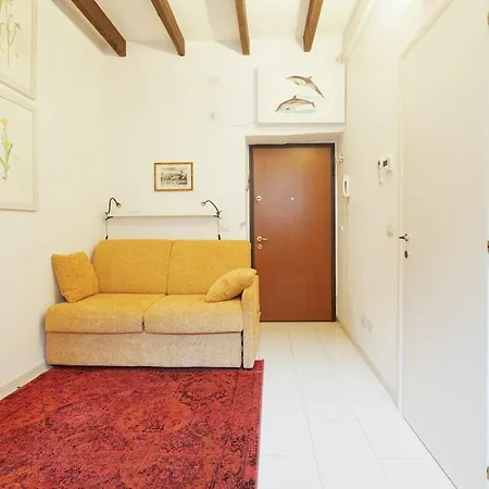 Navigli - Alessi - Monolocale *