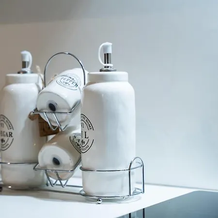 Garibaldi , Intrho Milán