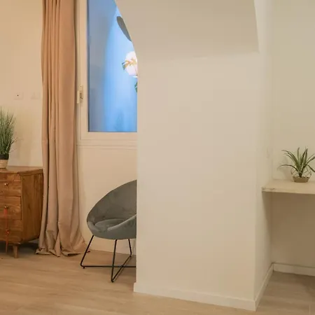 Apartamento Garibaldi , Intrho Milán