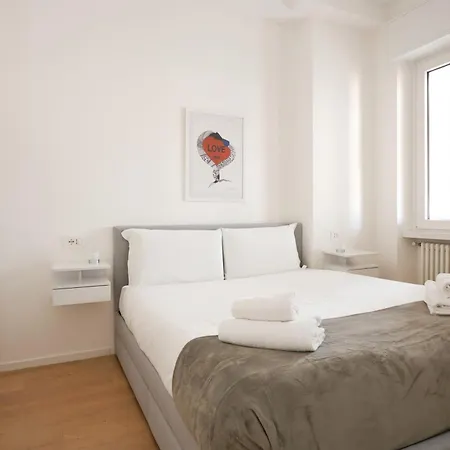 Just Urban Stays - Luxury Boutique Apartment - Corso Sempione Милан