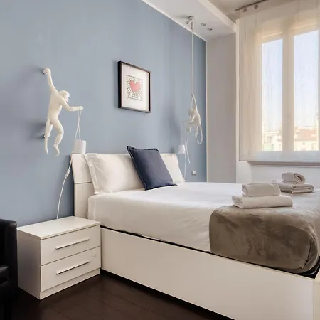 Just Urban - Elegant 2br 25 Min From Duomo - M4 Dateo