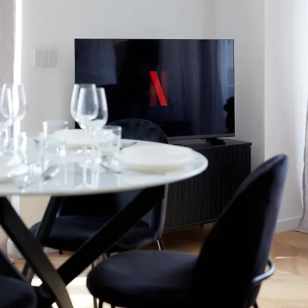 Apartment Duomo Imperial Suits - Modern And Comfortable
