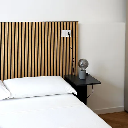 Apartment Duomo Imperial Suits - Modern And Comfortable Milan