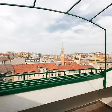 Luminoso Con Terrazzo Apartamento Milán