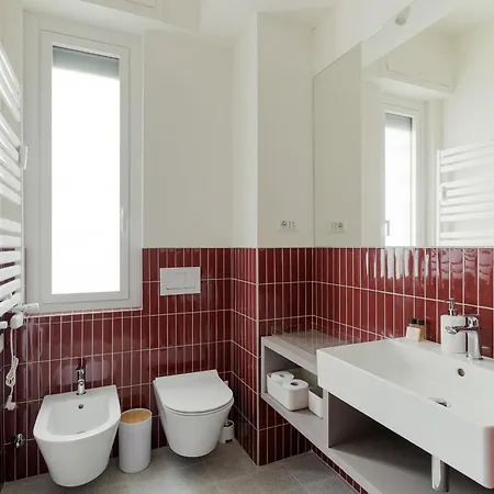 Wagner - Correggio - Luminoso Trilocale Di Design *
