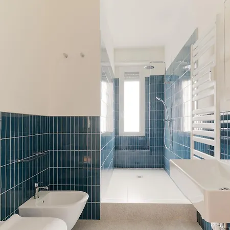 Wagner - Correggio - Luminoso Trilocale Di Design Apartment Milan