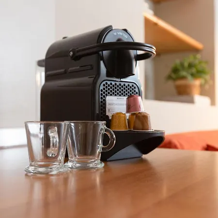 Da Laura - Center - M1 Station