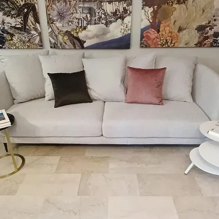 Lejlighed Isola Trendy Retreat - Large Flat, Milano