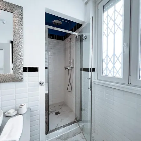 Isola Trendy Retreat - Large Flat, Milan