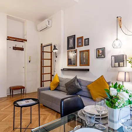 Casa Menabrea By Houset