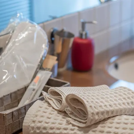 Locami Affori * ميلان