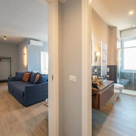 New Two-room A Stone's Throw From The M3 Metro *