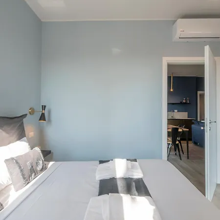 Apartment New Two-room A Stone's Throw From The M3 Metro Mailand