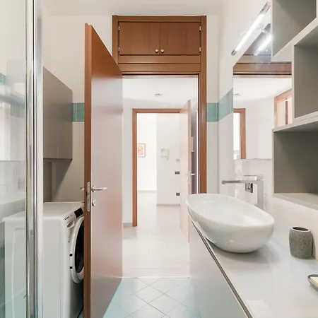 Precotto - G Pirelli - Bilocale Con Ampio Balcone Apartament *