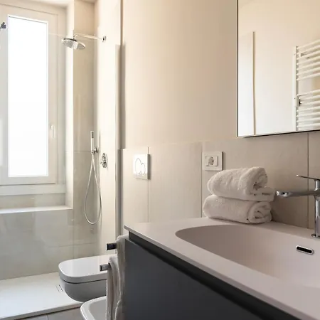 Youhosty - 3 Bedroom Citta Studi Milán