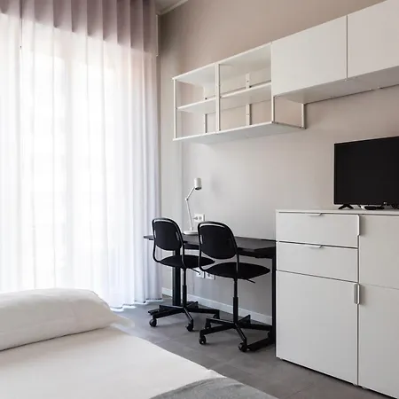 Youhosty - 3 Bedroom Citta Studi *