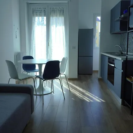 Daire Grimani - At Your Place