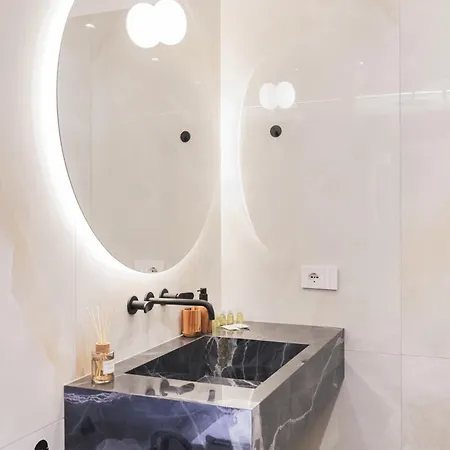 Apartment Easylife - - Medici 5 P4s - Duomo *