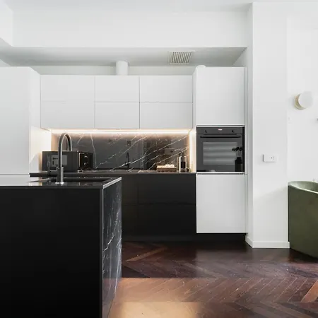 Easylife - - Medici 5 P4s - Duomo Apartament *