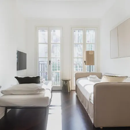 Easylife - - Medici 5 P4s - Duomo Apartman Milánó