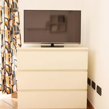 Fogagnolo's House - Vicino Metropolitana Apartamento Milão