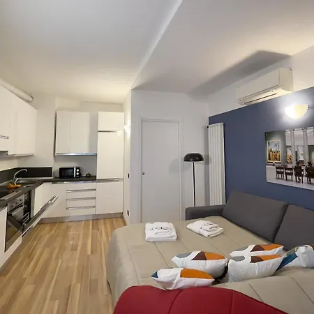 Rentopolis - Palazzo Candiani Apartamento Milão