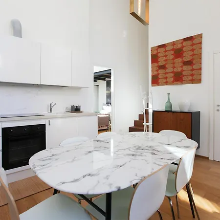 Beautiful Loft Near Navigli *