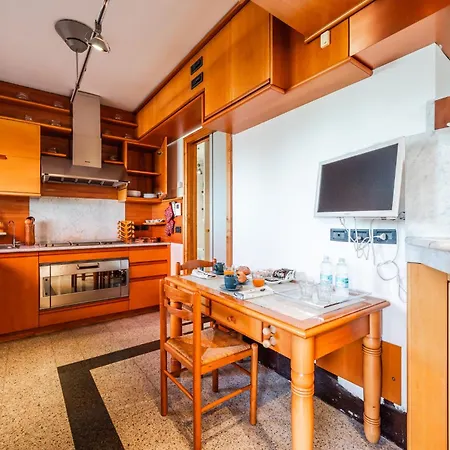 Luxury Penthouse - Sauna, Garage, Office, Terrace Casa vacanze *