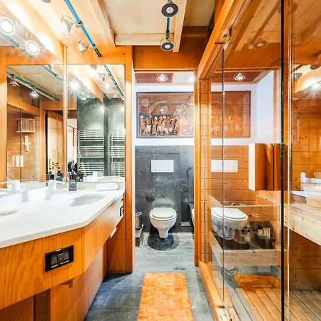 Luxury Penthouse - Sauna, Garage, Office, Terrace * Milano