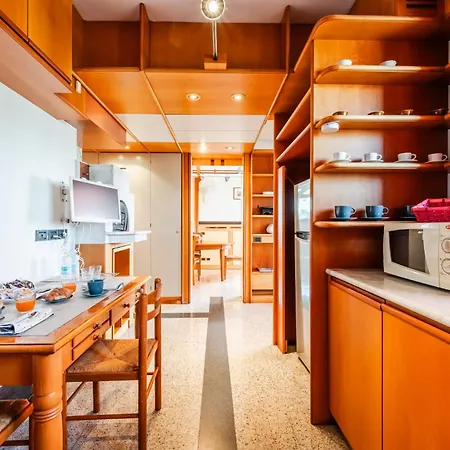 Luxury Penthouse - Sauna, Garage, Office, Terrace Casa vacanze Milano
