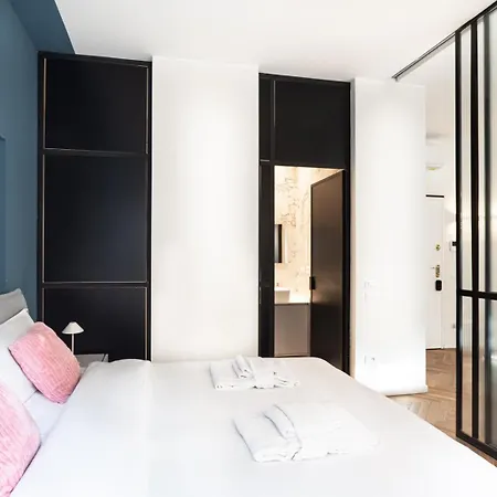 And Beauty Duomo - Pink Apartment *