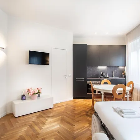 And Beauty Duomo - Pink Apartment *