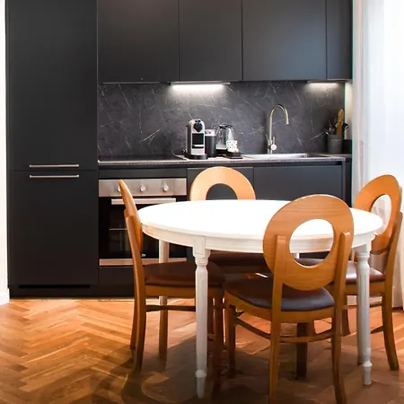 And Beauty Duomo - Pink Apartment Mailand