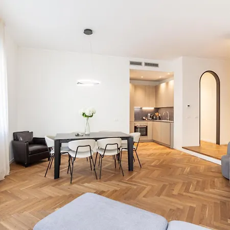 Cool And Big Duomo - White