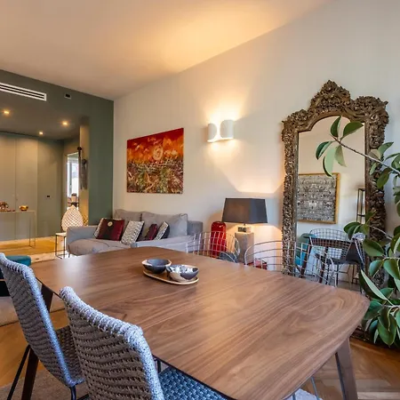 Station - Exclusive 2 Bedrooms * ميلان