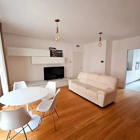 3-bedroom - Sleeps 7 - With Gym * Milão