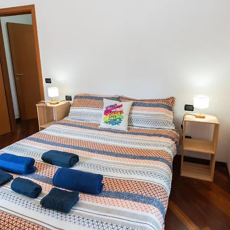 Apartment Indipendente In Bicocca Milan