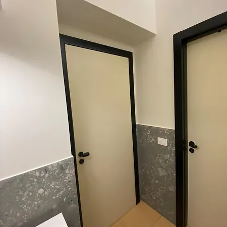 Paeninsula, La Tua Casa In Porta Venezia Apartment *