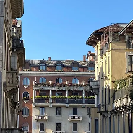 Apartment Paeninsula, La Tua Casa In Porta Venezia Milan