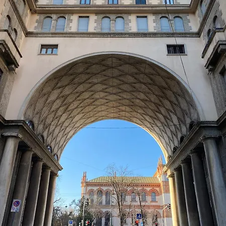 Paeninsula, La Tua Casa In Porta Venezia Apartment *