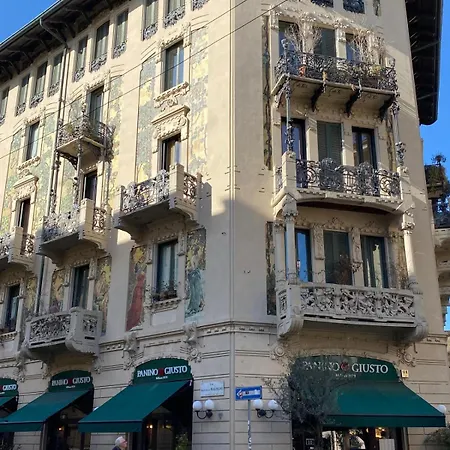 Paeninsula, Design E Comfort Nel Centro Di - Porta Venezia 公寓