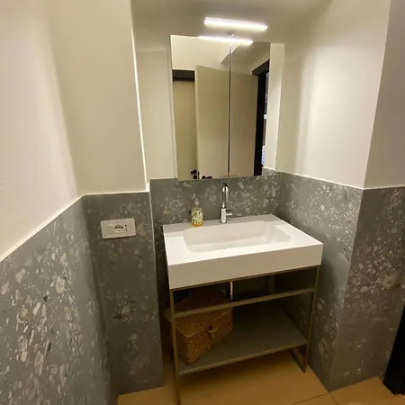 Apartment Paeninsula, La Tua Casa In Porta Venezia Milan