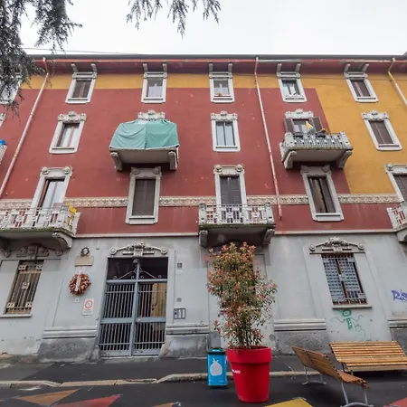 Design - Bernardino De Conti 6