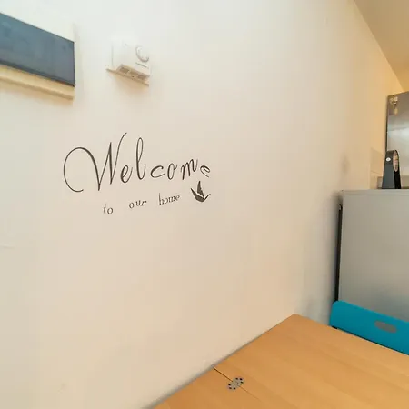 Easy Italy Prada Appartement *